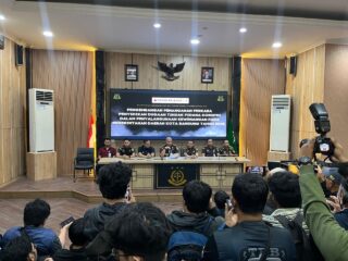 Kajari Tetapkan Wakil Walikota Bandung Dan Anggota Dprd Tersangka Dugaan Korupsi