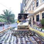 Bentuk Transparansi, Polda Banten Musnahkan 12 Kg Narkoba Dan Ribuan Botol Miras