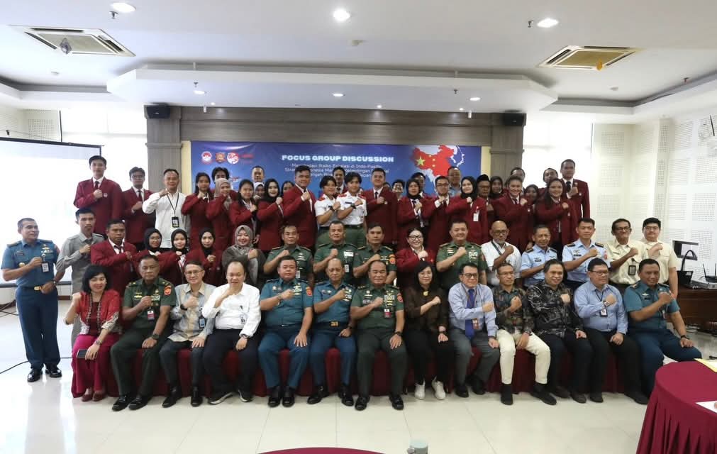 Unhan Ri Dan Fsi Gelar Fgd Bahas Strategi Indonesia Hadapi Eskalasi Di Indo-Pasifik