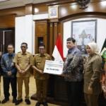 Wujud Peduli, Bank Banten Salurkan Bantuan Untuk Korban Bencana Di Sumatera