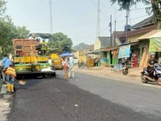 Pemda Lebak Melalui Dinas Pupr Salurkan Rp33,82 Miliar Untuk Poles Jalan
