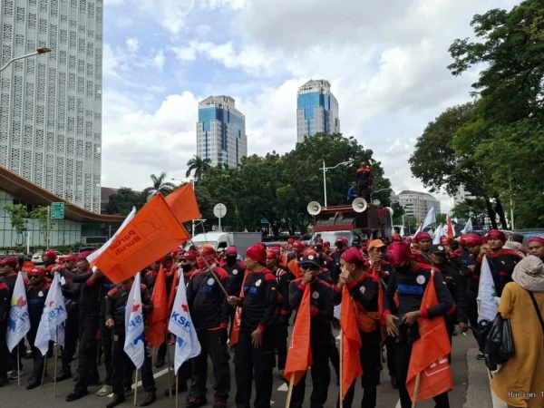 Skck Wajib Bpjs: Kebijakan Mulia Yang Menjadi Jerat Bagi Pencari Kerja