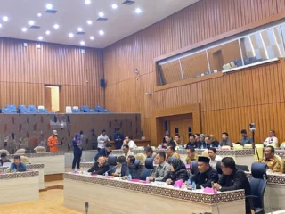 Air Mata Harapan Dari Senayan, Negara Akhirnya Hadir Untuk Warga Lebak Gedong