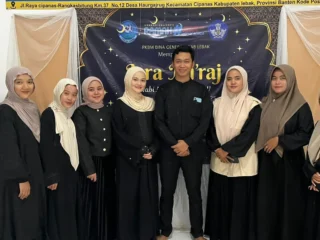 Peringatan Isra Mi’raj Nabi Muhammad Saw Di Pkbm Bina Generasi Berlangsung Khusyuk
