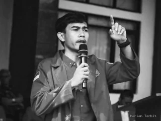 Mahasiswa Ciwandan Murka, Desak Tambang Pasir–Batu Ditutup Total