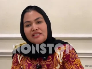 Bangun Tol, Kehilangan Segalanya: Kisah Camelia Petir