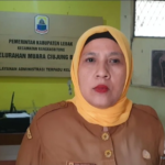 Lurah Muara Ciujung Barat Tegaskan Dukungan Perbaikan Jalan Dan Drainase Kaum Lebak