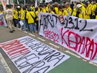 Aksi Bem Ui Gugat Kapolri Mundur, Reformasi Polri Dinilai Gagal Total