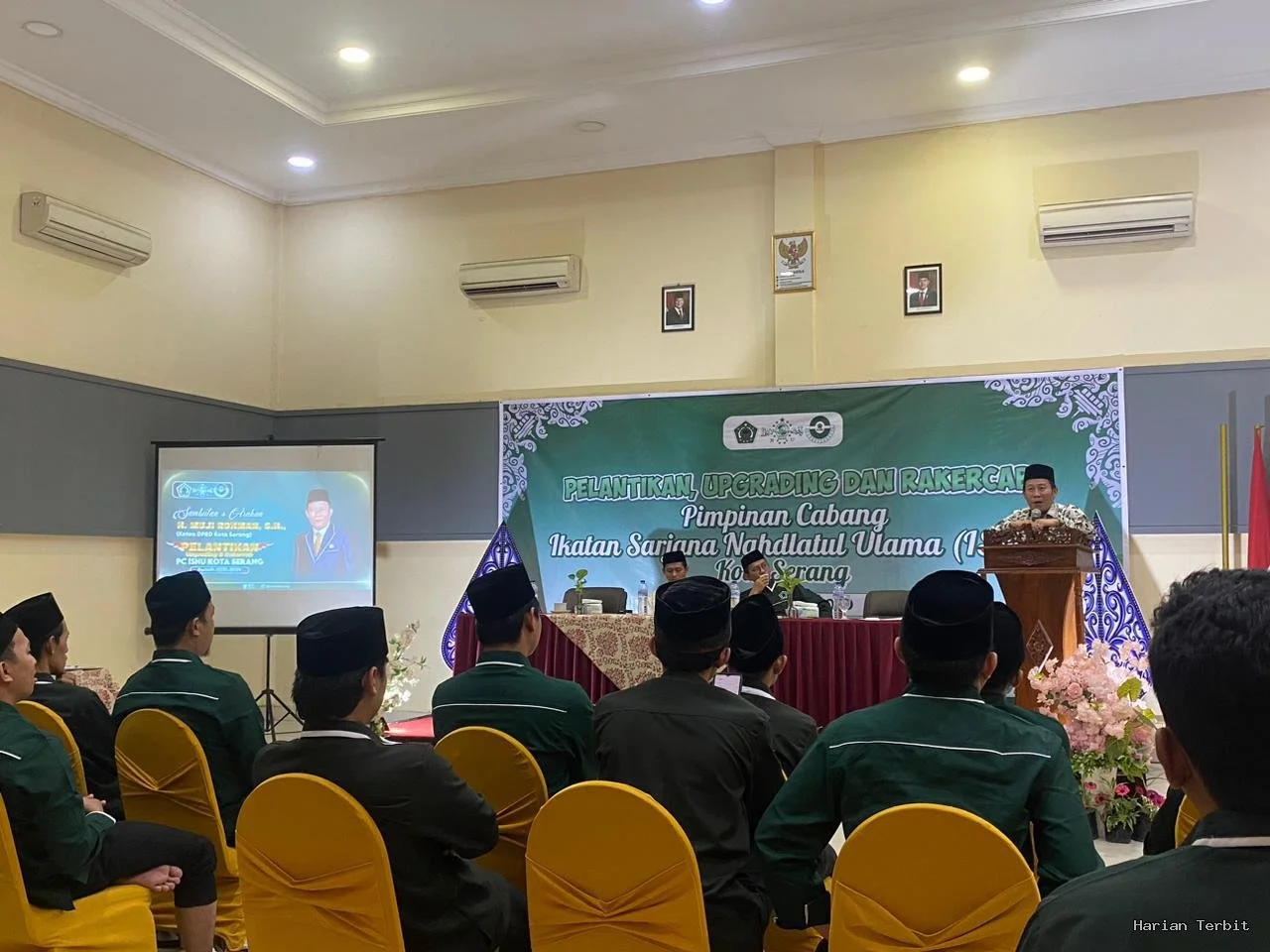 Dorong Solusi Untuk Masyarakat, Ketua Dprd Kota Serang Hadiri Pelantikan Isnu