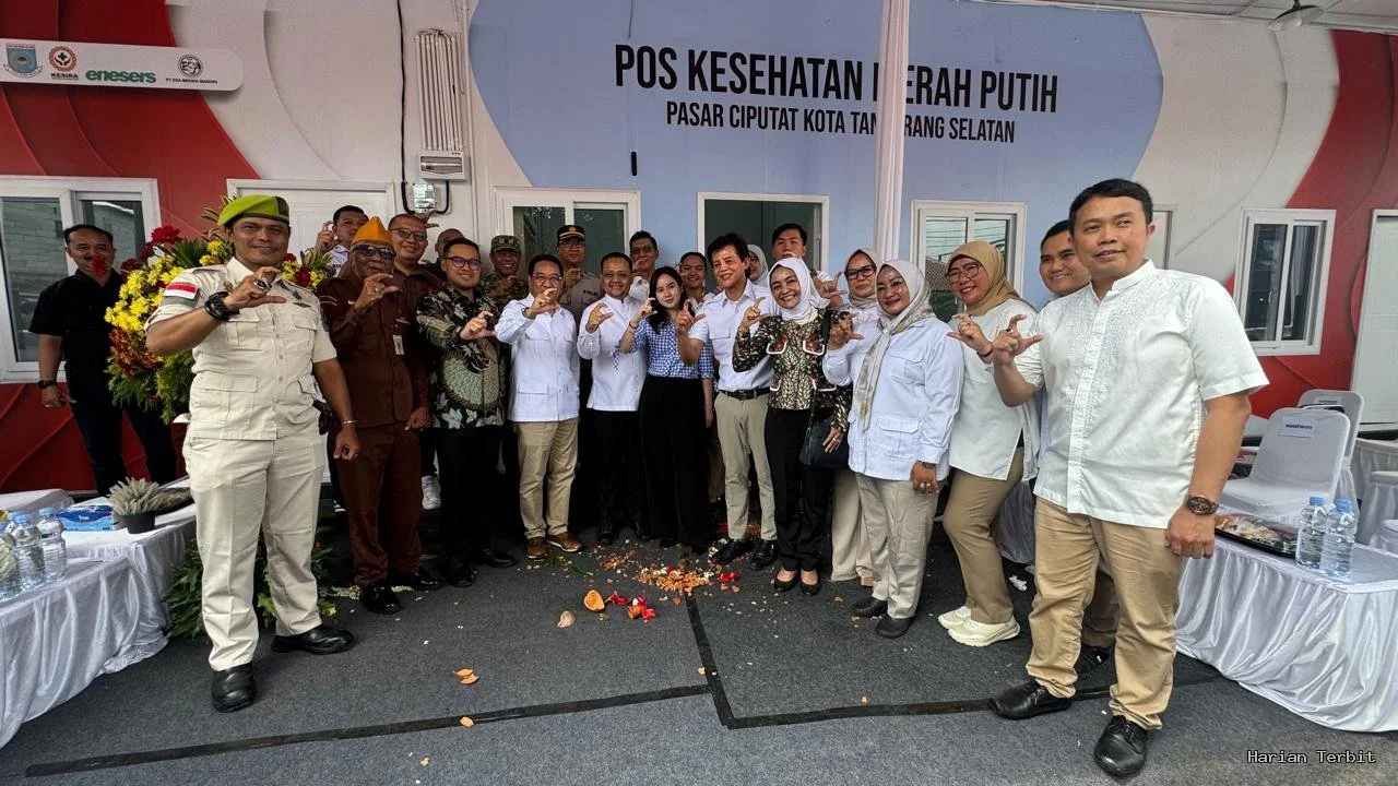 Hut Ke-18 Gerindra, Kesira Resmikan Pos Kesehatan Di Pasar Ciputat