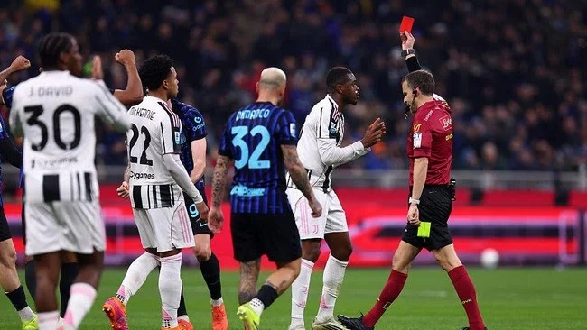 Juventus Minta Figc Batalkan Kartu Merah Kalulu
