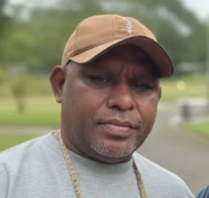 Pendidikan Gratis Hingga Penanganan Banjir, Kepemimpinan Lobat–Karim Tuai Apresiasi Masyarakat Sorong