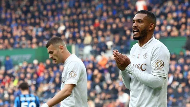 Napoli Frustrasi Usai Kalah Dari Atalanta, Protes Keputusan Wasit