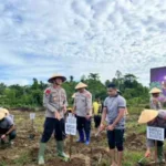 Perkuat Ketahanan Pangan, Polda Pbd Laksanakan Penanaman 500 Tunas Uwi Ungu