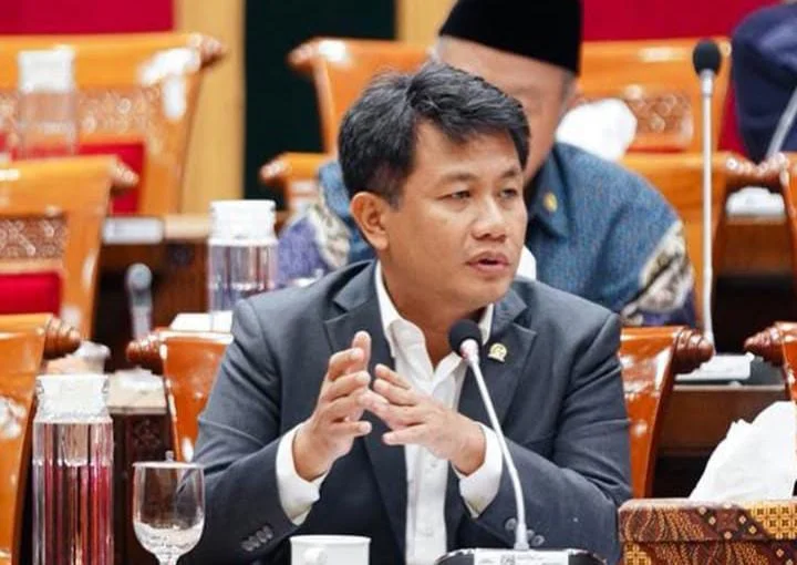 Anggota Dpr Ri Bonnie Triyana: Penerima Lpdp Tak Pulang Harus Kembalikan Dana