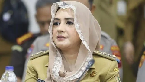 Gesek Rp19 Miliar, Kpk Tahan Bupati Pekalongan Fadia Arafiq