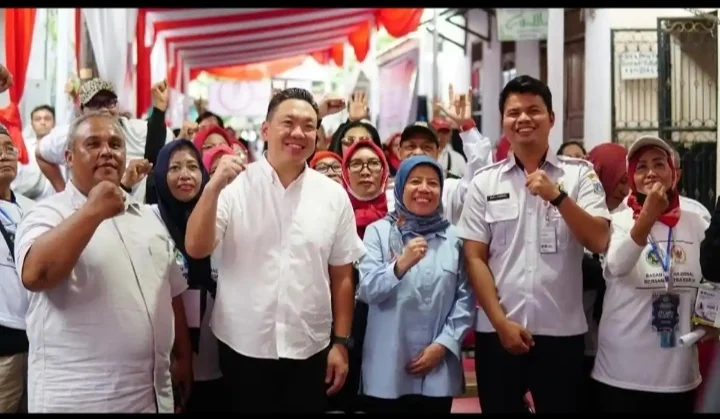 Wakil Ketua Komisi Ix Dpr Ri Dampingi Sosialisasi Program Mbg Di Cengkareng