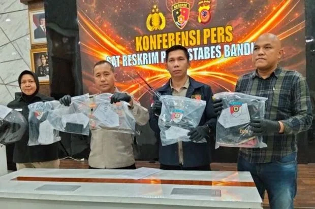 Motor Dirampas, Pemancing Di Bandung Ditusuk Polisi Gadungan
