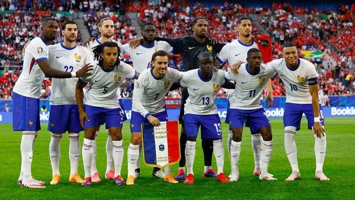 Laga Uji Coba, Prancis Menang Dramatis 2-1 Atas Brasil