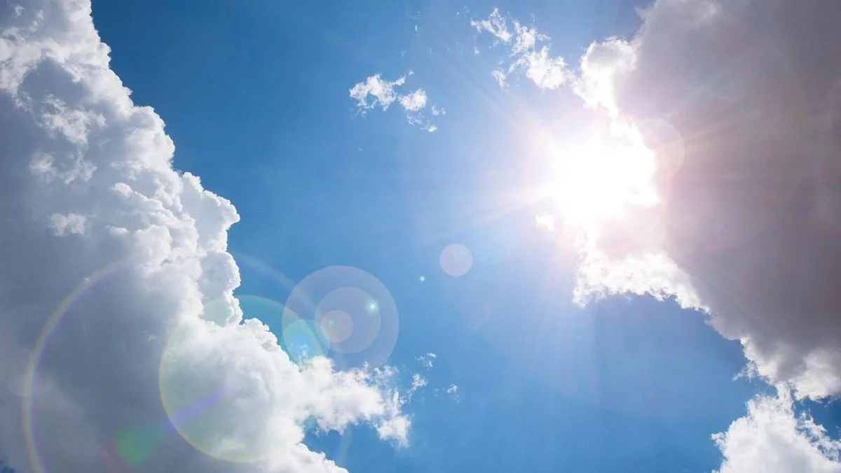 Cuaca Terasa Semakin Panas, Ini Penyebabnya