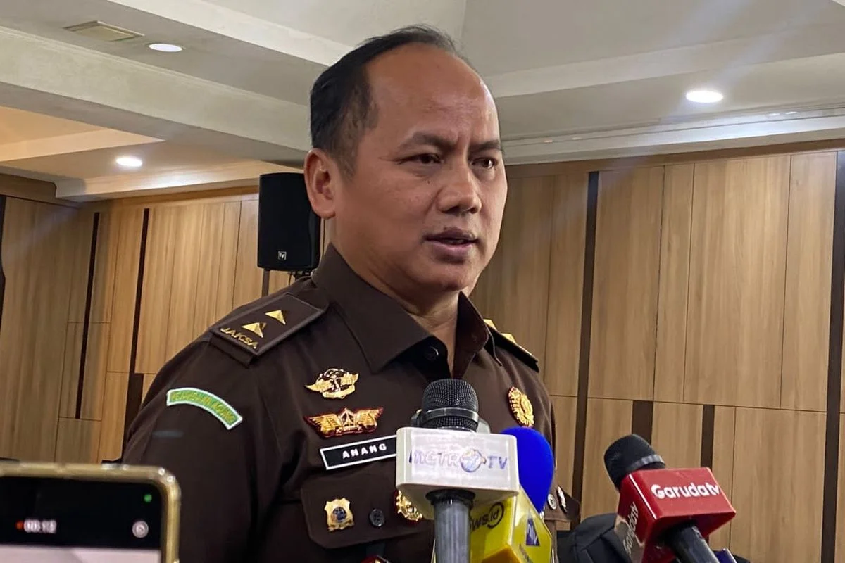 Skandal Samin Tan, Kejagung Sita Uang Dolar Setara Rp1 Miliar Dari Kantor Pt Akt