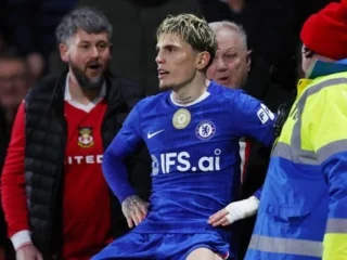 Chelsea Menang Dramatis, Garnacho Tampil Gemilang