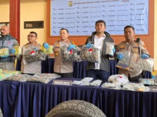 Polisi Bongkar Jaringan Narkoba Medan–Jakarta, Sita 26,7 Kg Sabu