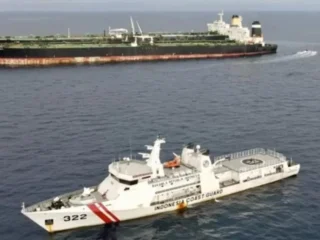 Hingga Saat Ini, 2 Kapal Tanker Pertamina, Yakni Pride Dan Gamsunoro, Masih Tertahan Di Selat Hormuz.