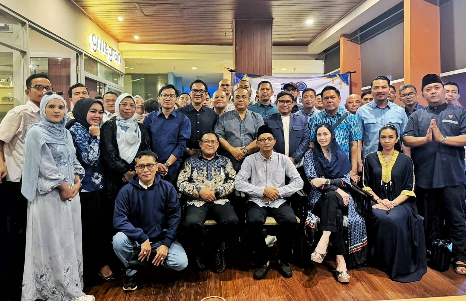 Dewan Pimpinan Nasional Bintang Muda Indonesia (Dpn Bmi) Menggelar Acara Halalbihalal Yang Dihadiri Oleh Para Kader Dan Pimpinan Organisasi Periode 2025-2030. Bertempat Di Sebuah Kafe Bilangan Cikini, Menteng, Jakarta Pusat, Senin (30/03/2026).