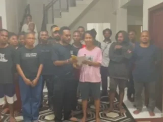 Mahasiswa Tambrauw Desak Pembebasan 12 Warga, Soroti Prosedur Penangkapan Oleh Aparat
