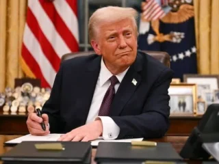 Trump Ancam Serang Iran Lebih Keras, Target Baru Disiapkan