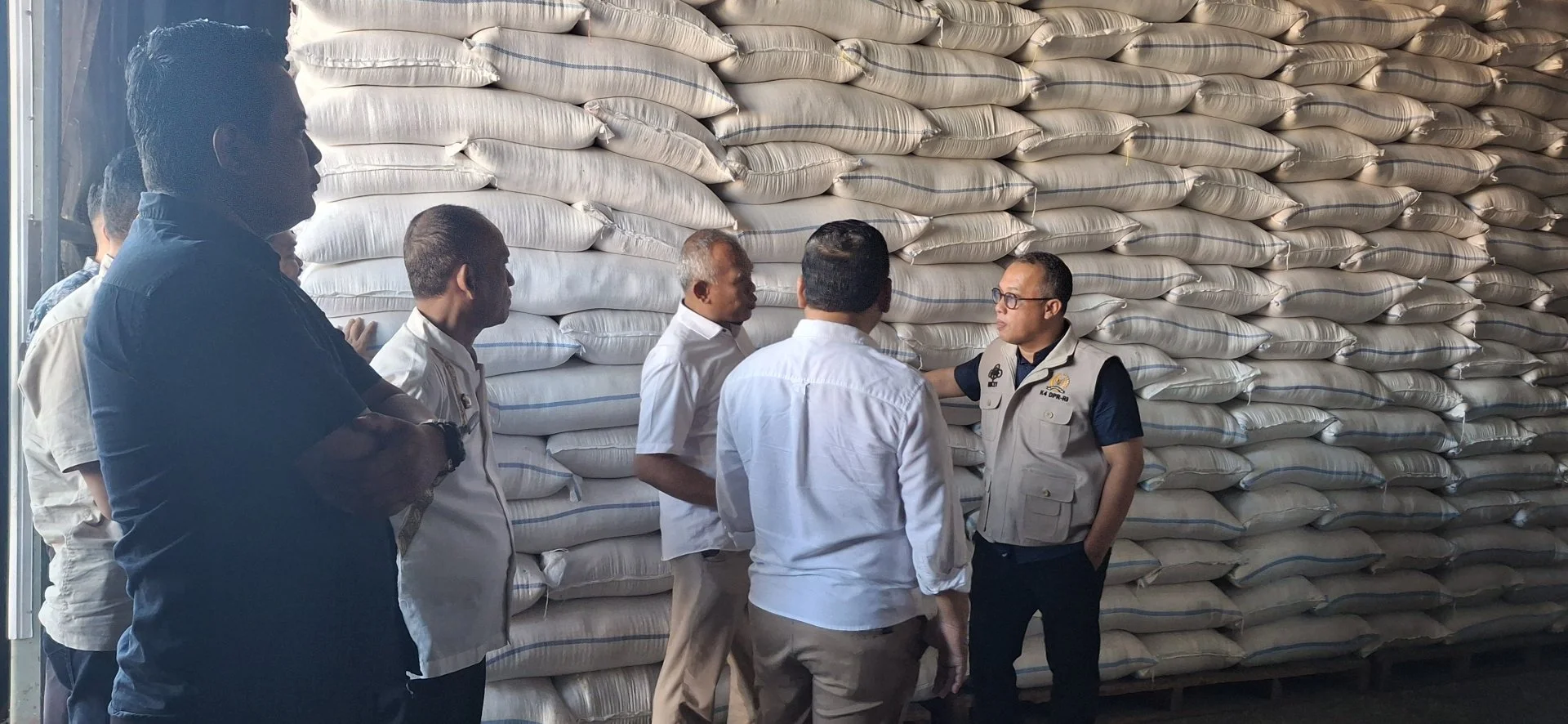 Siap Lebaran, Ribuan Warga Lebak Dan Pandeglang Dapat Bantuan Pangan