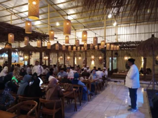Bukber Demokrat Kabupaten Tangerang, Cak Nawa Puji Kinerja Bupati Dan Gubernur Banten