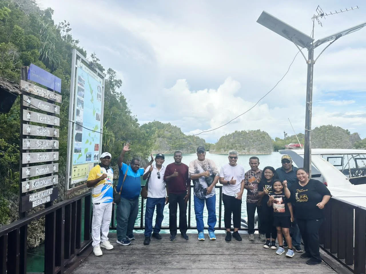 Paulus Waterpauw Dorong Pengembangan Fasilitas Wisata Di Raja Ampat