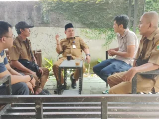 Dorong Industri Lokal, Disperindag Banten Kunjungi Pabrik Paving Block Di Lebak