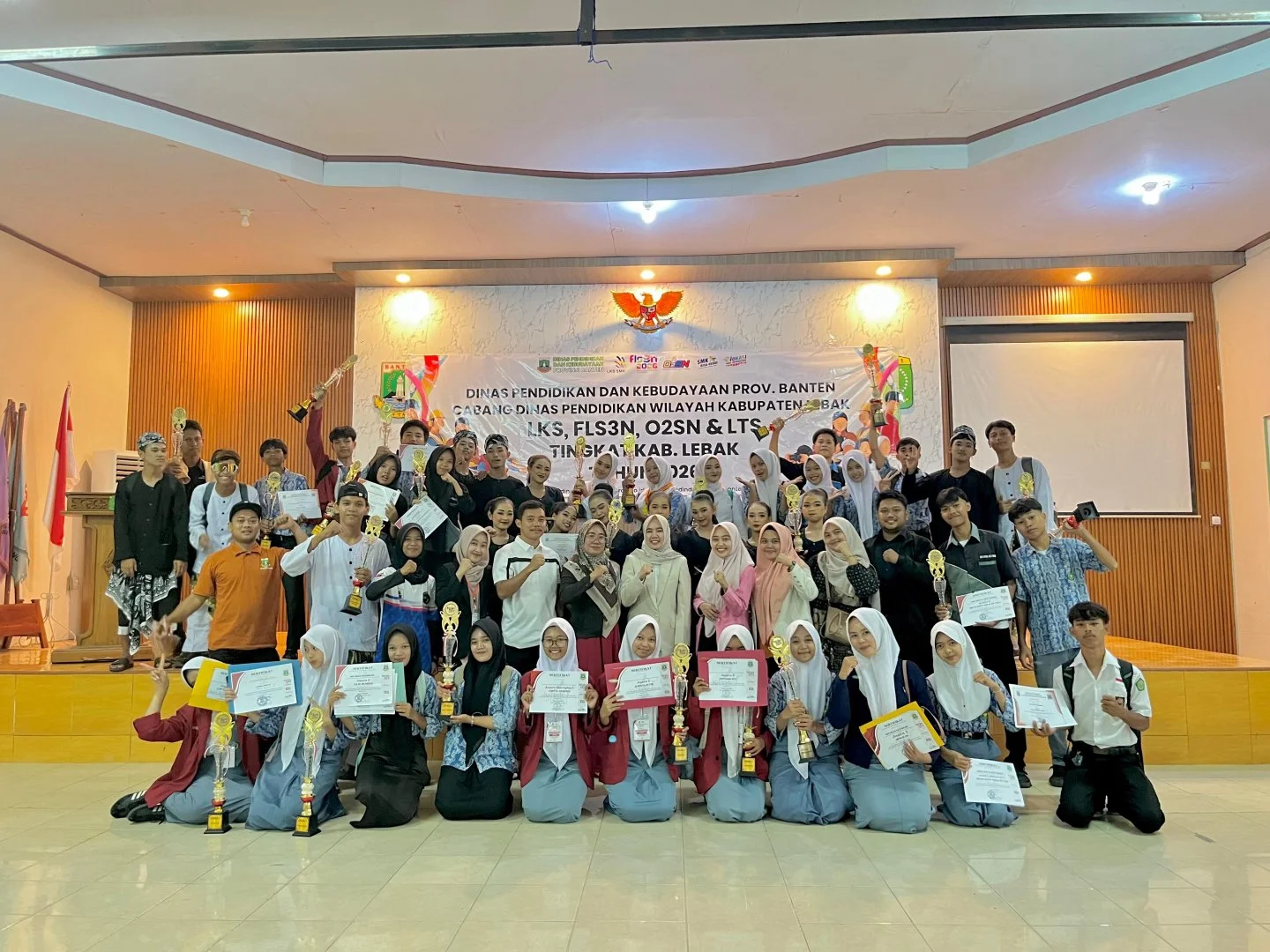 Smk Mhi Warunggunung Borong 23 Medali Di Ajang Kompetisi Tingkat Kabupaten 2026