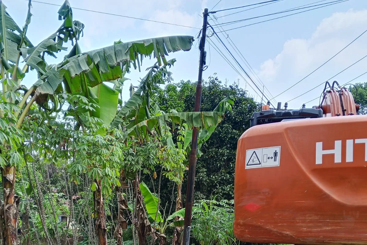 Tiang Wifi Diduga Berdiri Tanpa Izin Di Lebak, Fiber Net Dilaporkan Ke Polda Banten