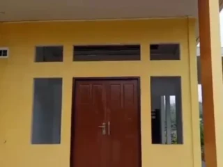 Anggaran Full Cair Rp 2 Miliar, Proyek Rumah Kapolres Tambrauw Diduga Tak Tuntas