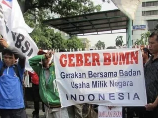 Bekerja Tanpa Jaminan, Pelanggaran Terbuka Terhadap Konstitusi