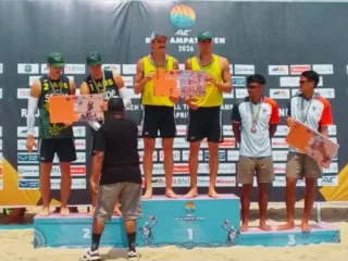 Bupati Dan Wakil Bupati Pimpin Prosesi Penghargaan Avc Beach Tour 2026