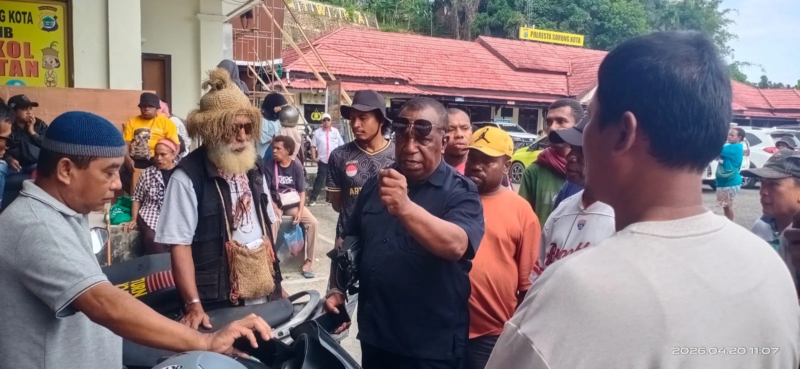 Robby Wanma Laporkan Dugaan Pencemaran Nama Baik Di Medsos Ke Polresta Sorong