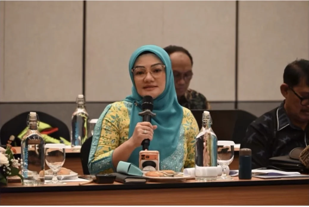 Tegaskan Prinsip Bebas Aktif, Adde Rosi: Kita Bukan Di Blok Manapun!