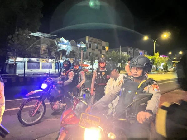 Tiga Pemuda Kepergok Curi Kabel Alat Berat Di Kabupaten Sorong, Dua Pelaku Diamankan Polisi