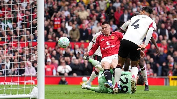 Gol Penentu Kobbie Mainoo Antar Mu Amankan Tiga Poin Atas Liverpool