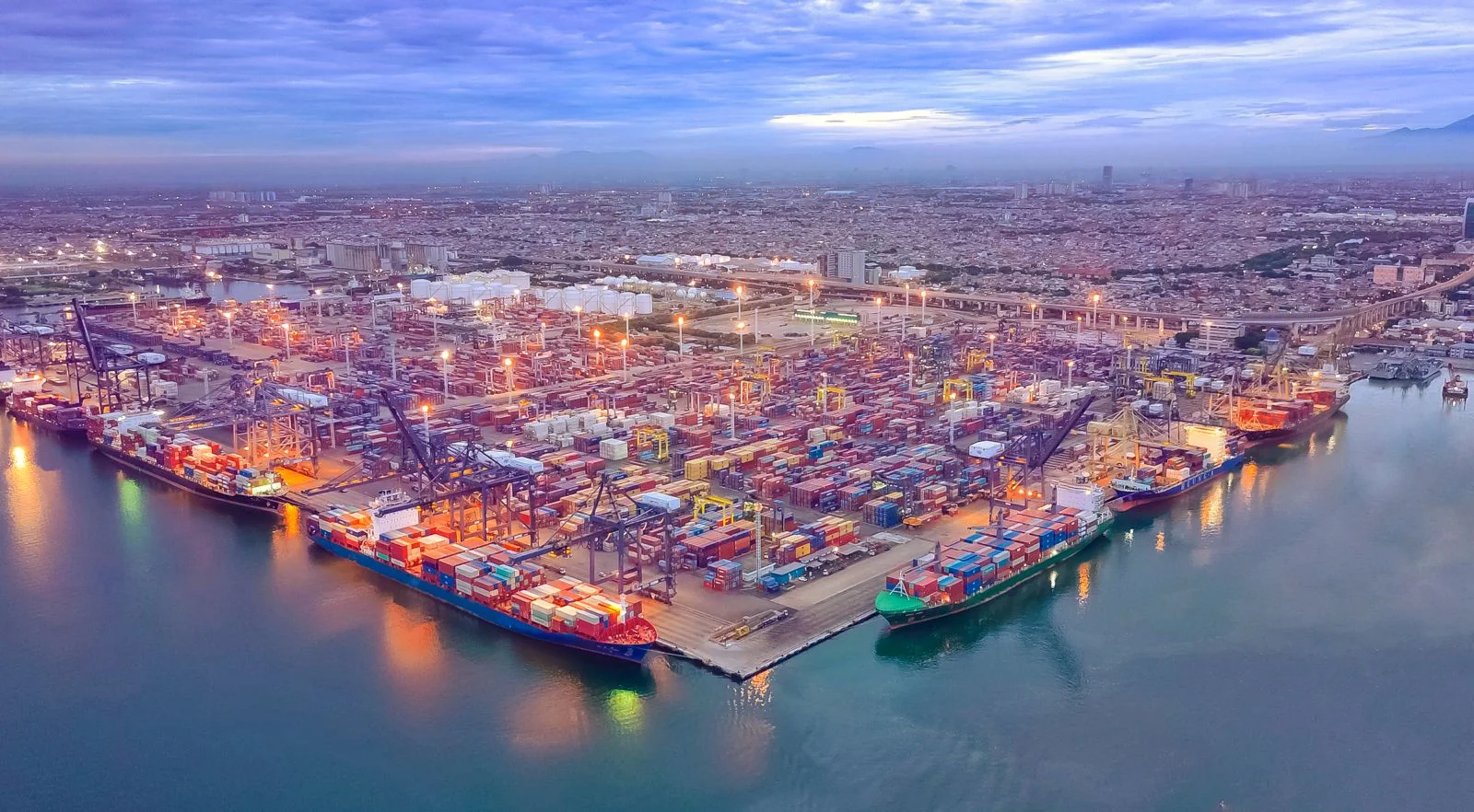 Menjaga Jangkar Investasi Maritim Di Tengah Badai Kurs Global