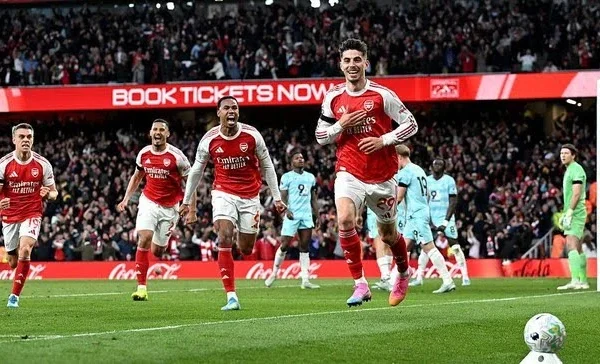 Arsenal Tekuk Burnley 1-0, Selangkah Lagi Kunci Gelar Premier League