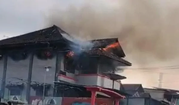 Gedung Inabah 5 Pontren Suryalaya Di Panumbangan Ciamis Terbakar