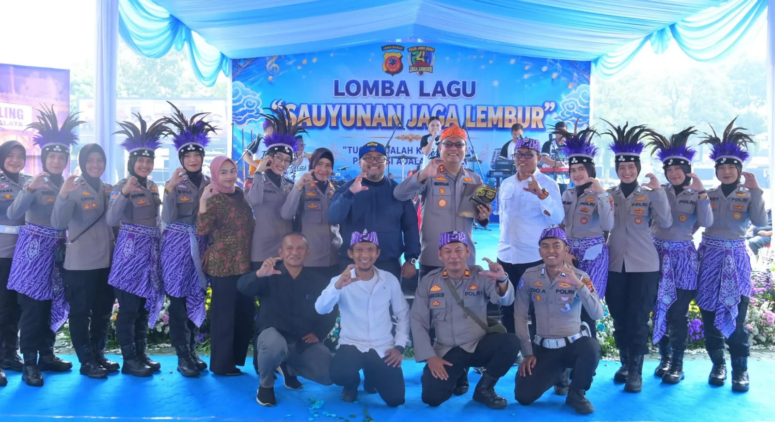 Polres Ciamis Juara 1 Lomba Aransemen Lagu “Sauyunan Jaga Lembur” Tingkat Polda Jabar