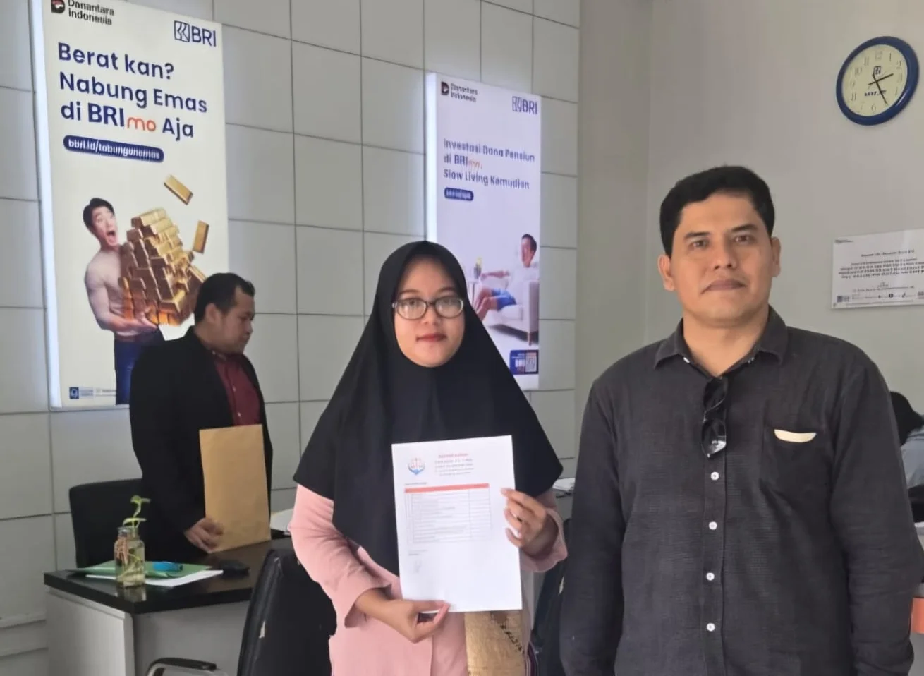 Ahli Waris Almarhumah Siti Nasrikah Somasi Bri Waisai, Tuntut Kejelasan Sertifikat Dan Klaim Asuransi