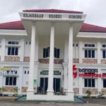 Enam Tersangka Korupsi Seragam Dinas Dpr Papua Barat Daya Dilimpahkan Ke Kejari Sorong